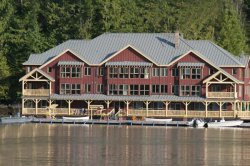 ROSEWOOD KING PACIFIC LODGE